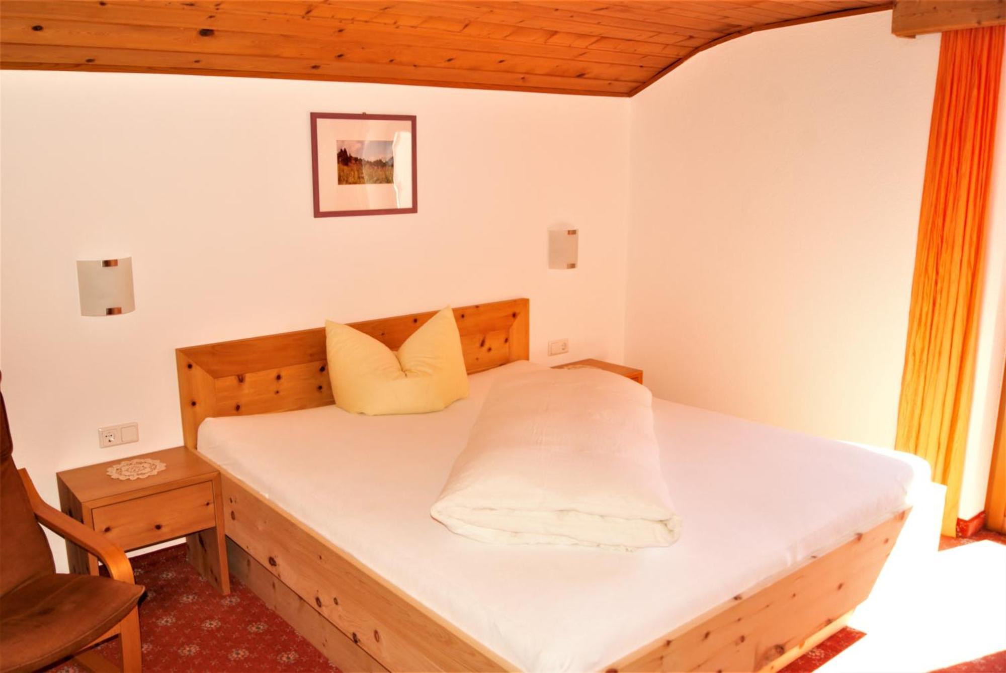 Landhaus St. Hubertus Kaunertal Phòng bức ảnh