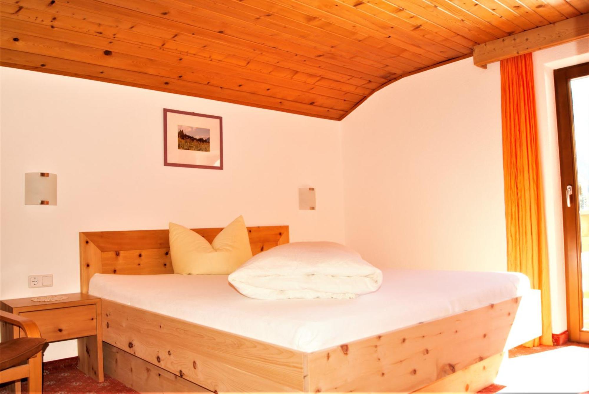 Landhaus St. Hubertus Kaunertal Phòng bức ảnh